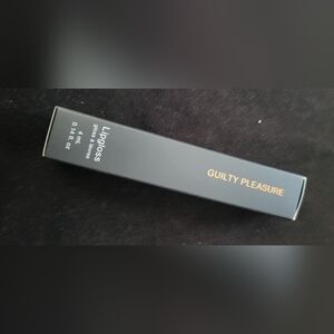 Rinna beauty lipgloss $20usd